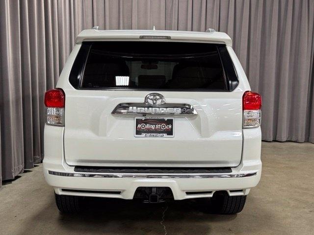 Toyota 4Runner Limited 4WD V6 2011