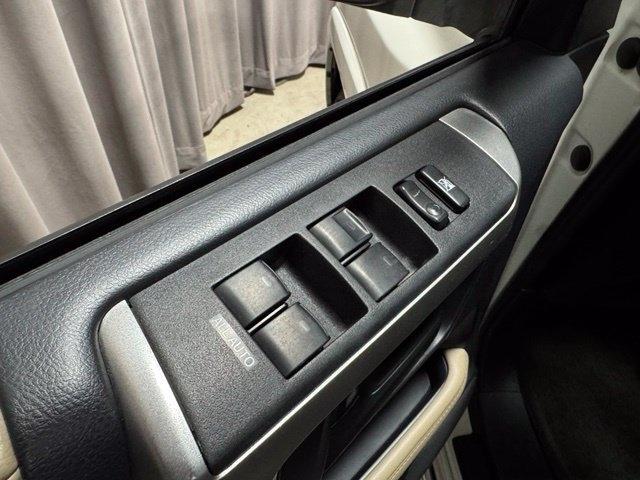 Toyota 4Runner Limited 4WD V6 2011