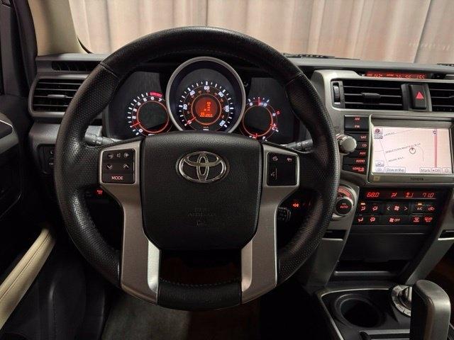 Toyota 4Runner Limited 4WD V6 2011
