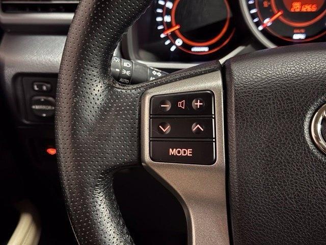 Toyota 4Runner Limited 4WD V6 2011