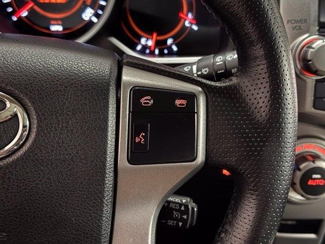 Toyota 4Runner Limited 4WD V6 2011