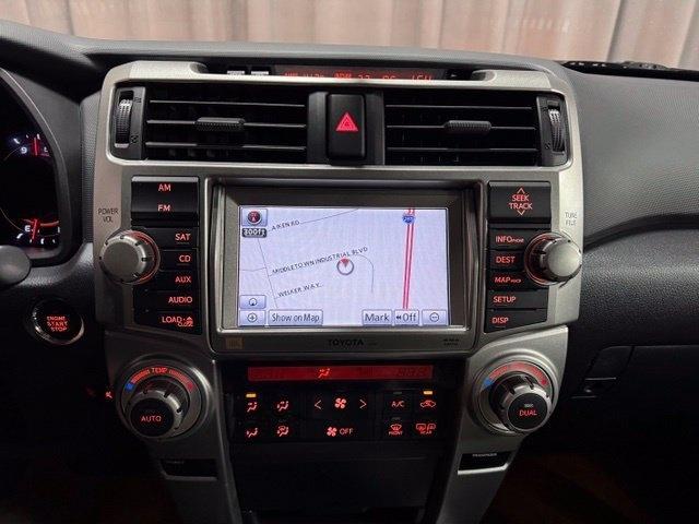Toyota 4Runner Limited 4WD V6 2011