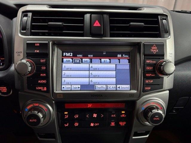 Toyota 4Runner Limited 4WD V6 2011