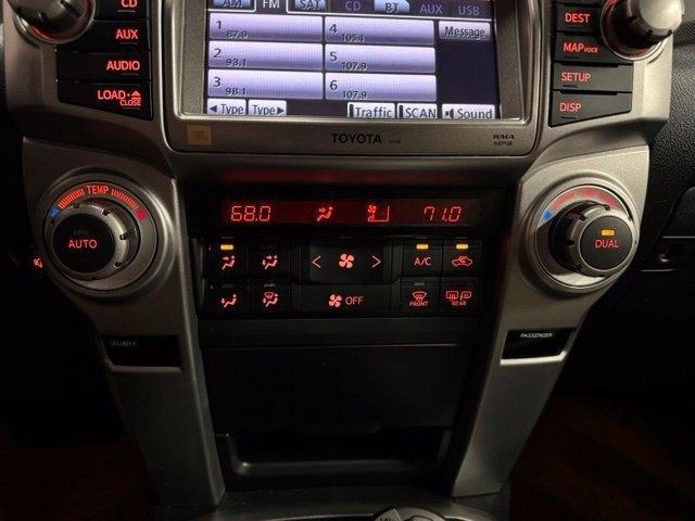 Toyota 4Runner Limited 4WD V6 2011