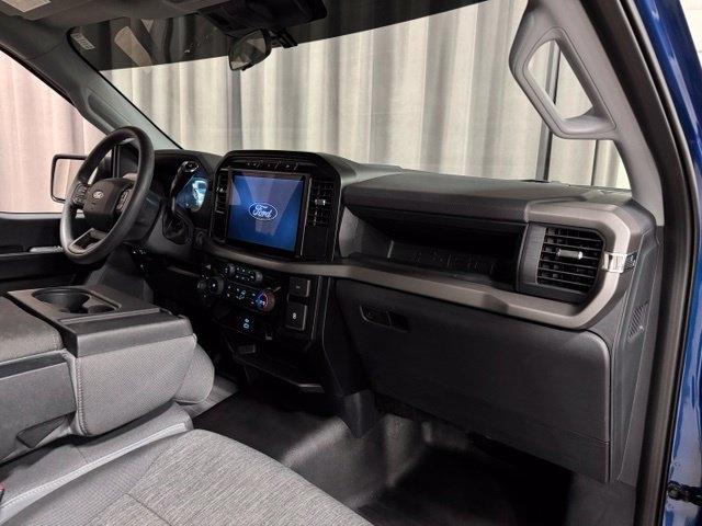 Ford F-150 XL 4WD 2024