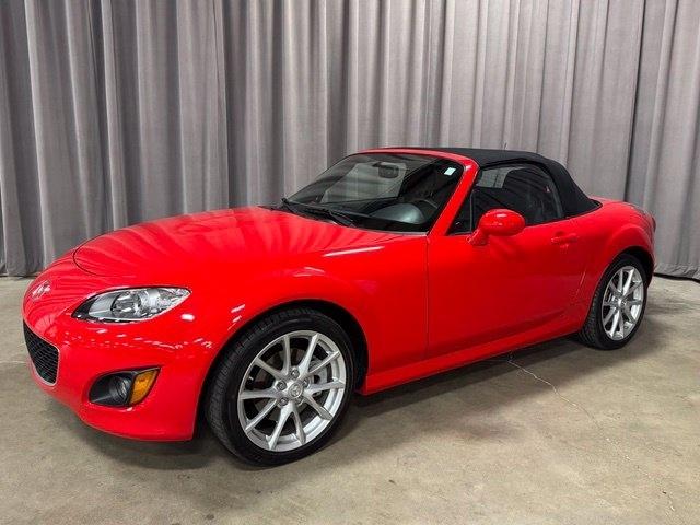 Mazda MX-5 Miata Grand Touring 2012