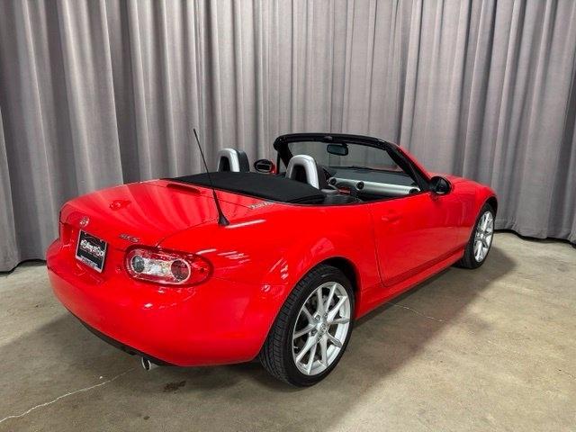 Mazda MX-5 Miata Grand Touring 2012