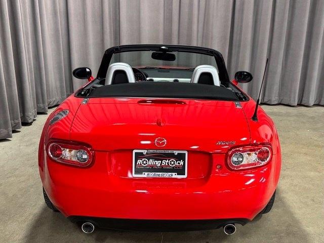 Mazda MX-5 Miata Grand Touring 2012