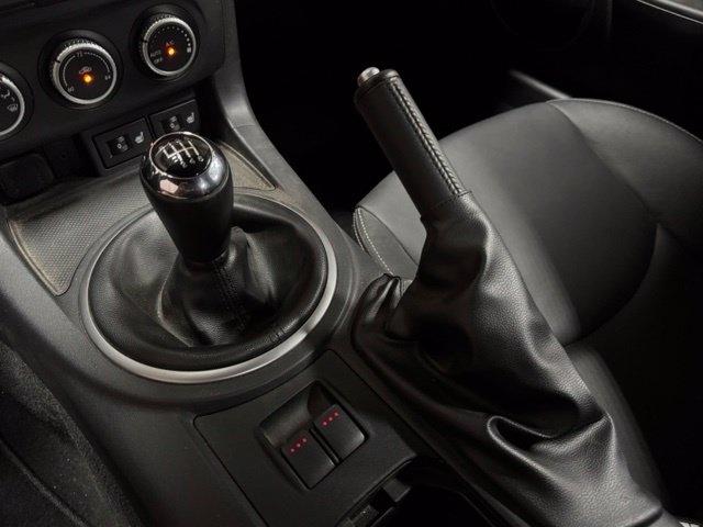 Mazda MX-5 Miata Grand Touring 2012