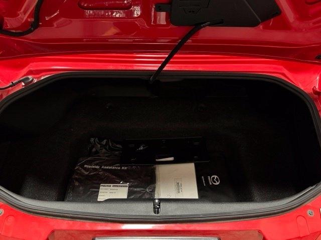 Mazda MX-5 Miata Grand Touring 2012