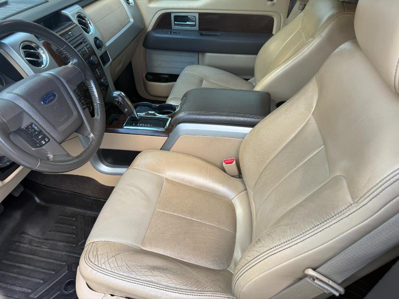 2012 Ford F-150 Lariat photo 10