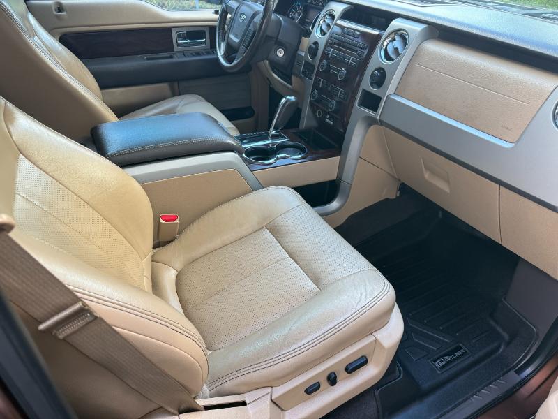 2012 Ford F-150 Lariat photo 9