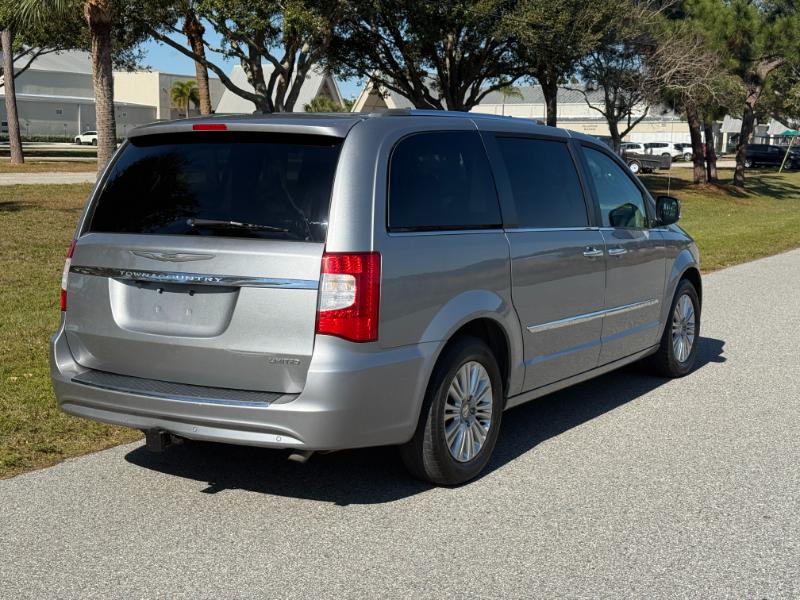 Chrysler Town & Country  2016
