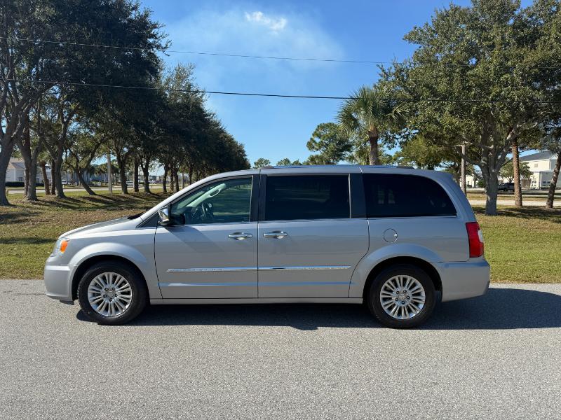 Chrysler Town & Country  2016