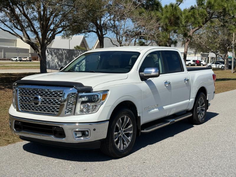 Nissan Titan  2018