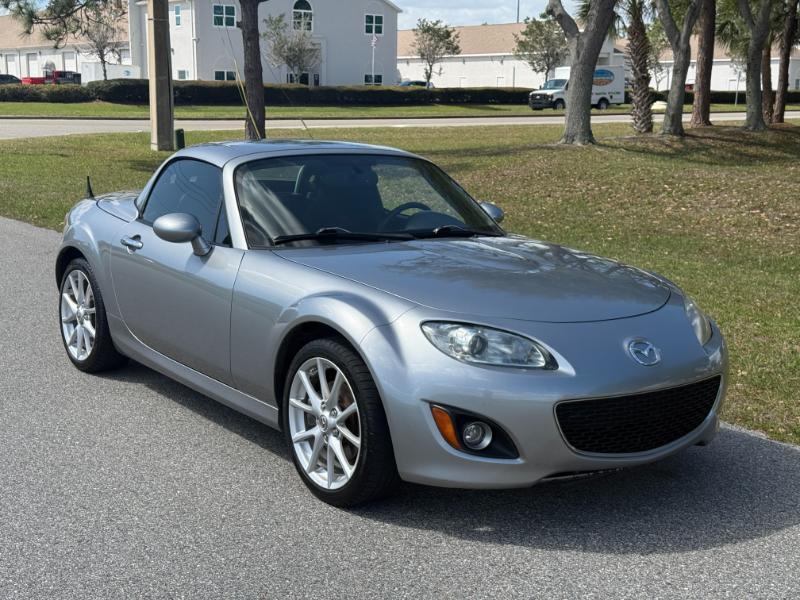 Mazda MX-5 Miata  2011