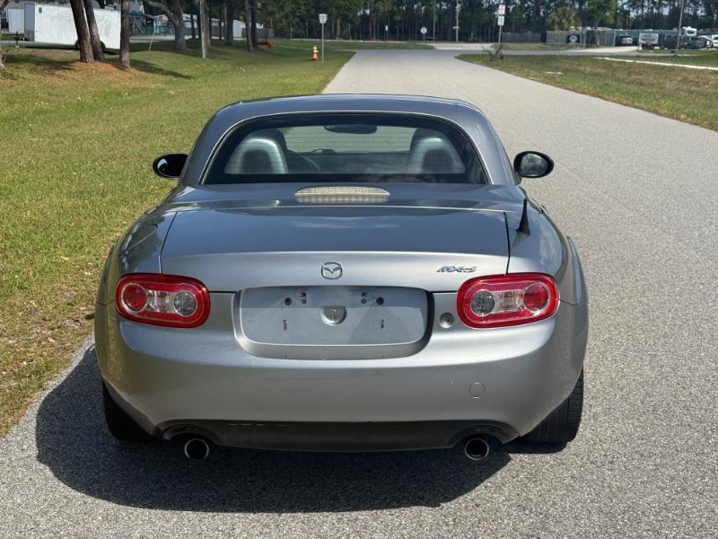 Mazda MX-5 Miata  2011