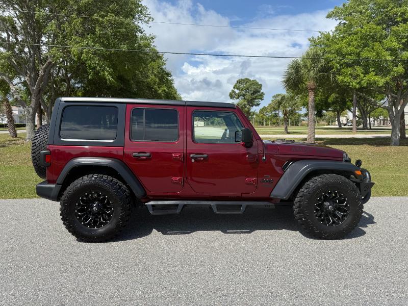 Jeep Wrangler  2021