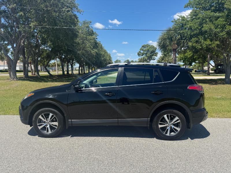 Toyota RAV4  2018