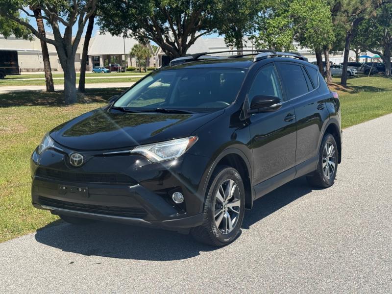 Toyota RAV4  2018