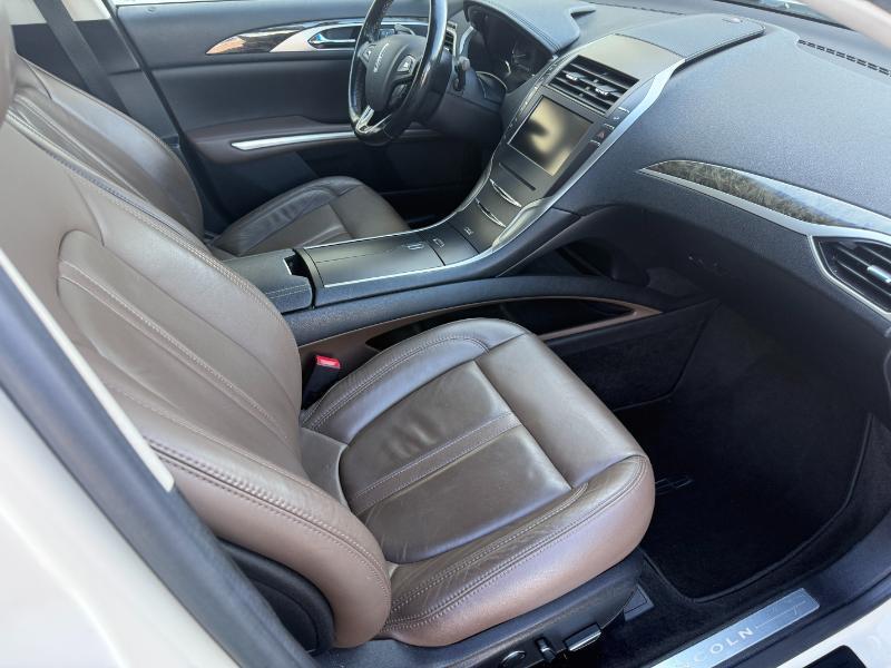 Lincoln MKZ Hybrid  2015