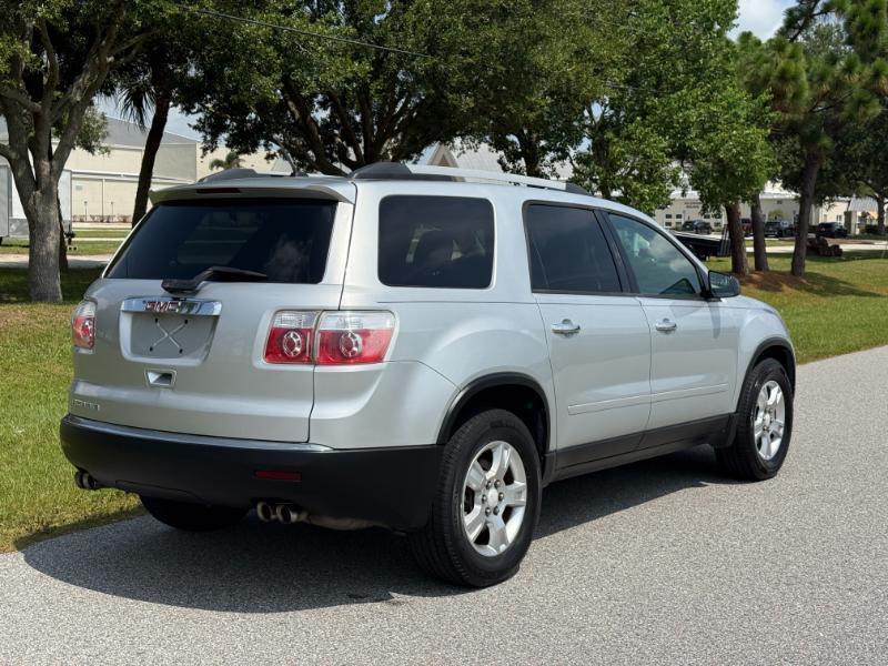 GMC Acadia  2011