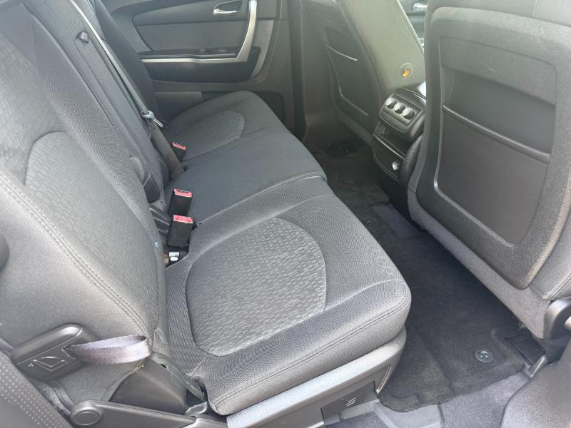GMC Acadia  2011