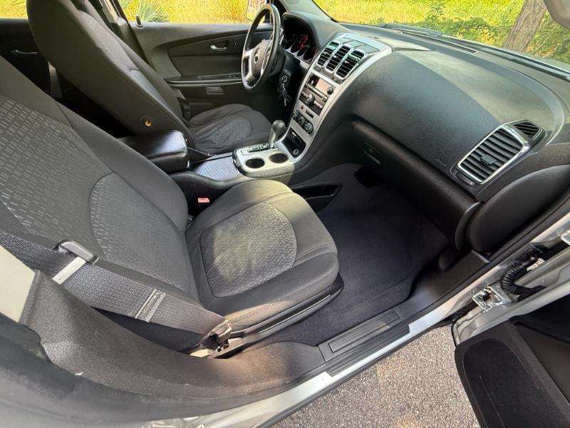 GMC Acadia  2011