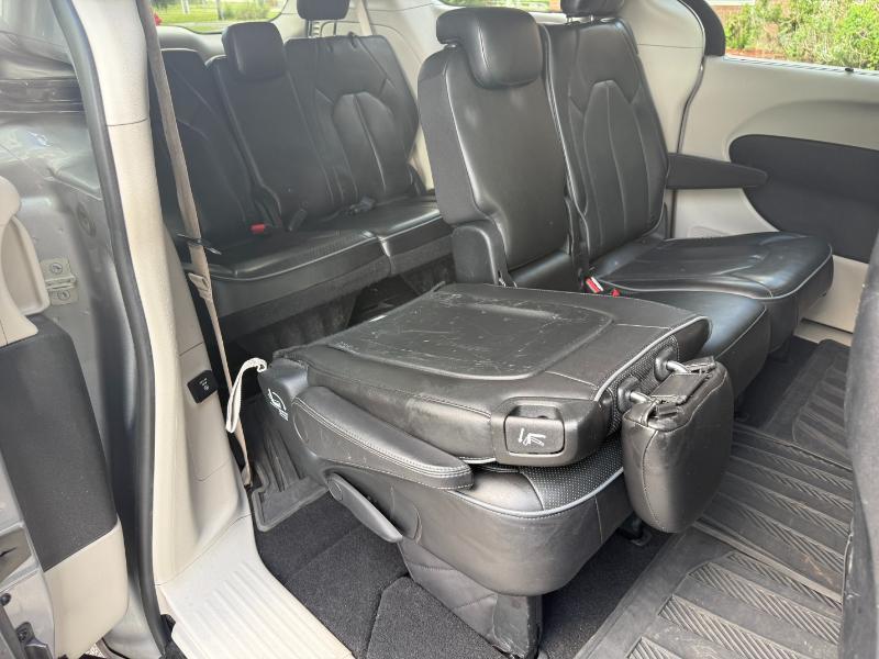 Chrysler Pacifica  2018