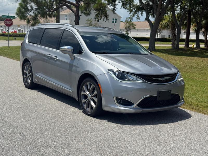 Chrysler Pacifica  2018
