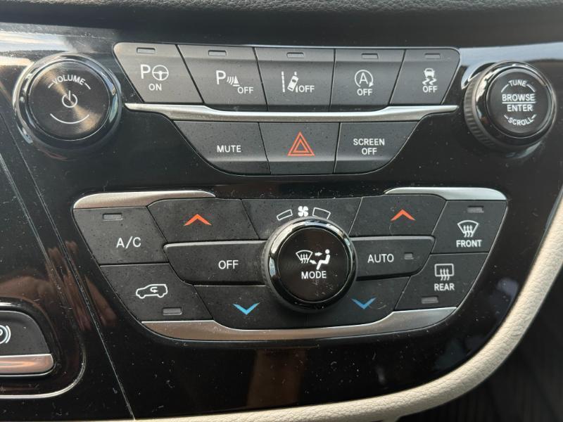 Chrysler Pacifica  2018