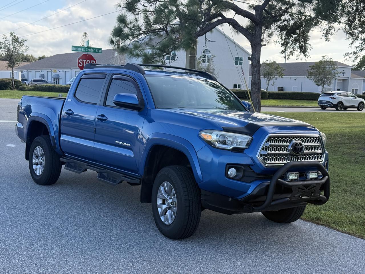 Toyota Tacoma  2016