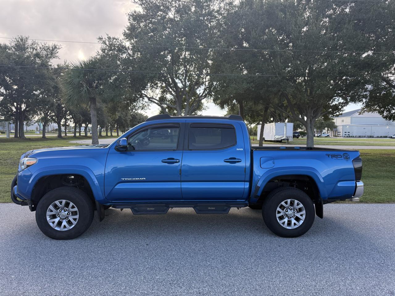 Toyota Tacoma  2016