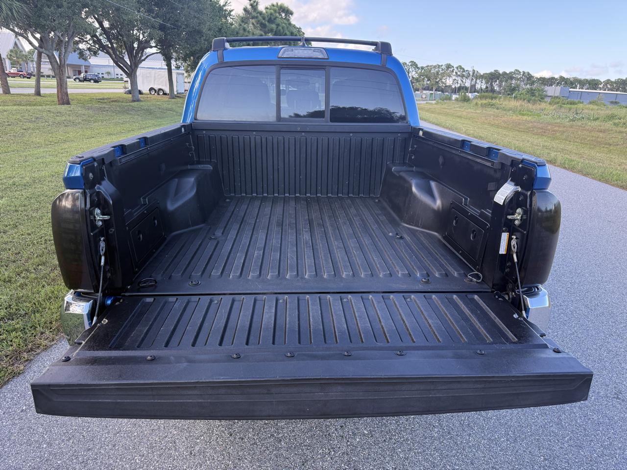 Toyota Tacoma  2016