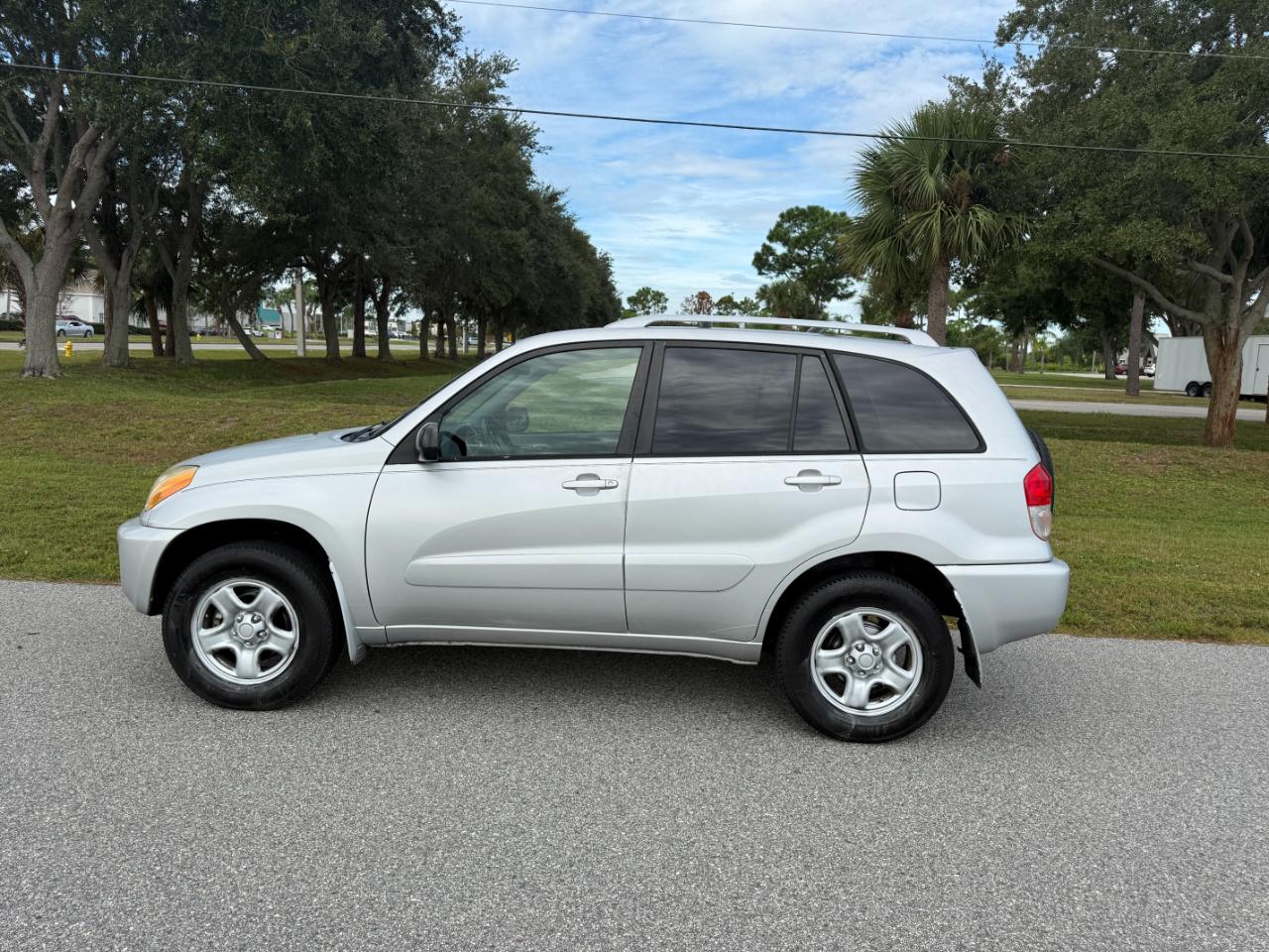 Toyota RAV4  2003