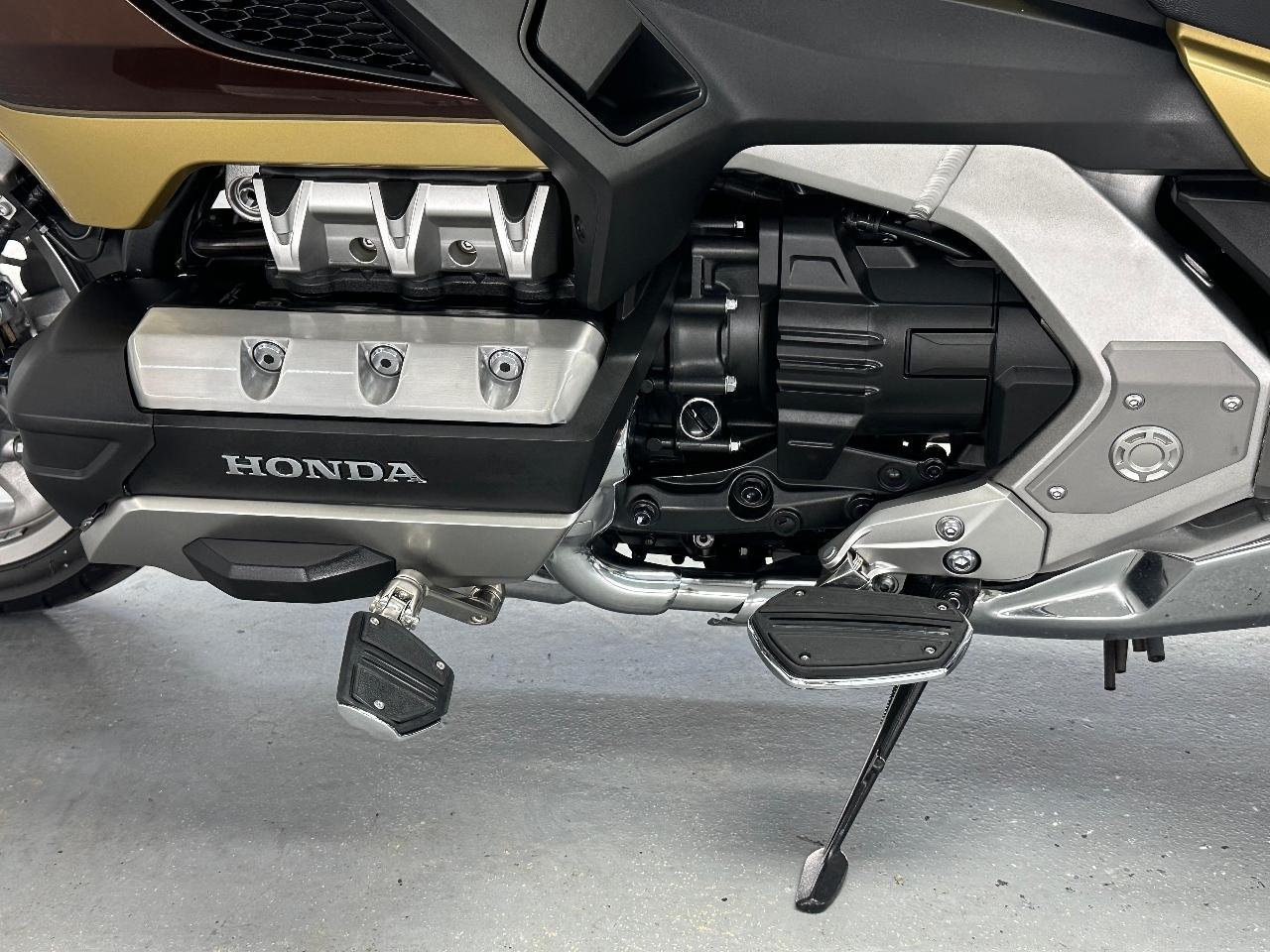 Honda GL1800D (Gold Wing)  2025