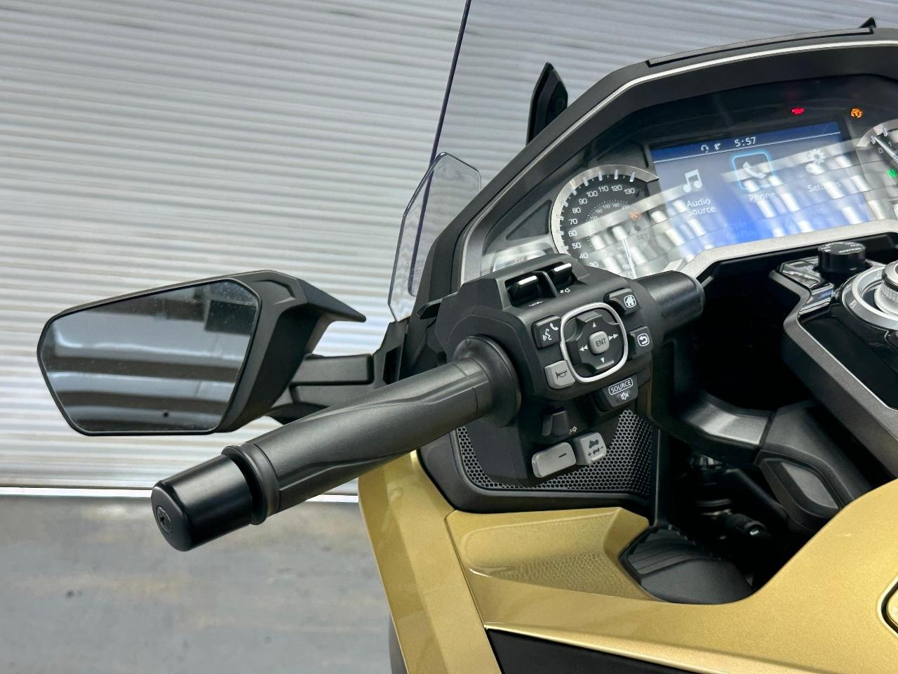 Honda GL1800D (Gold Wing)  2025