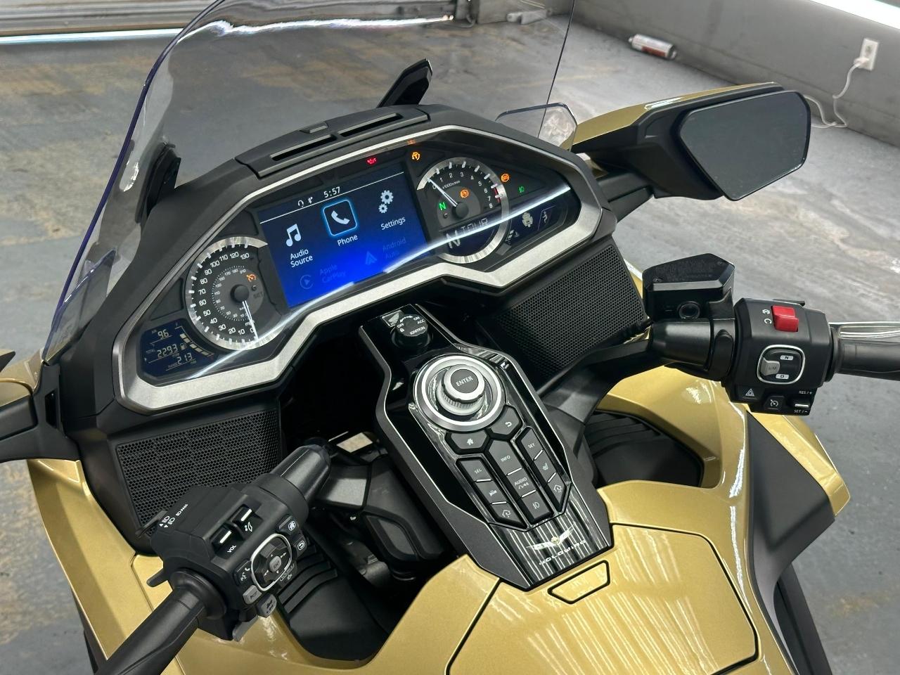 Honda GL1800D (Gold Wing)  2025