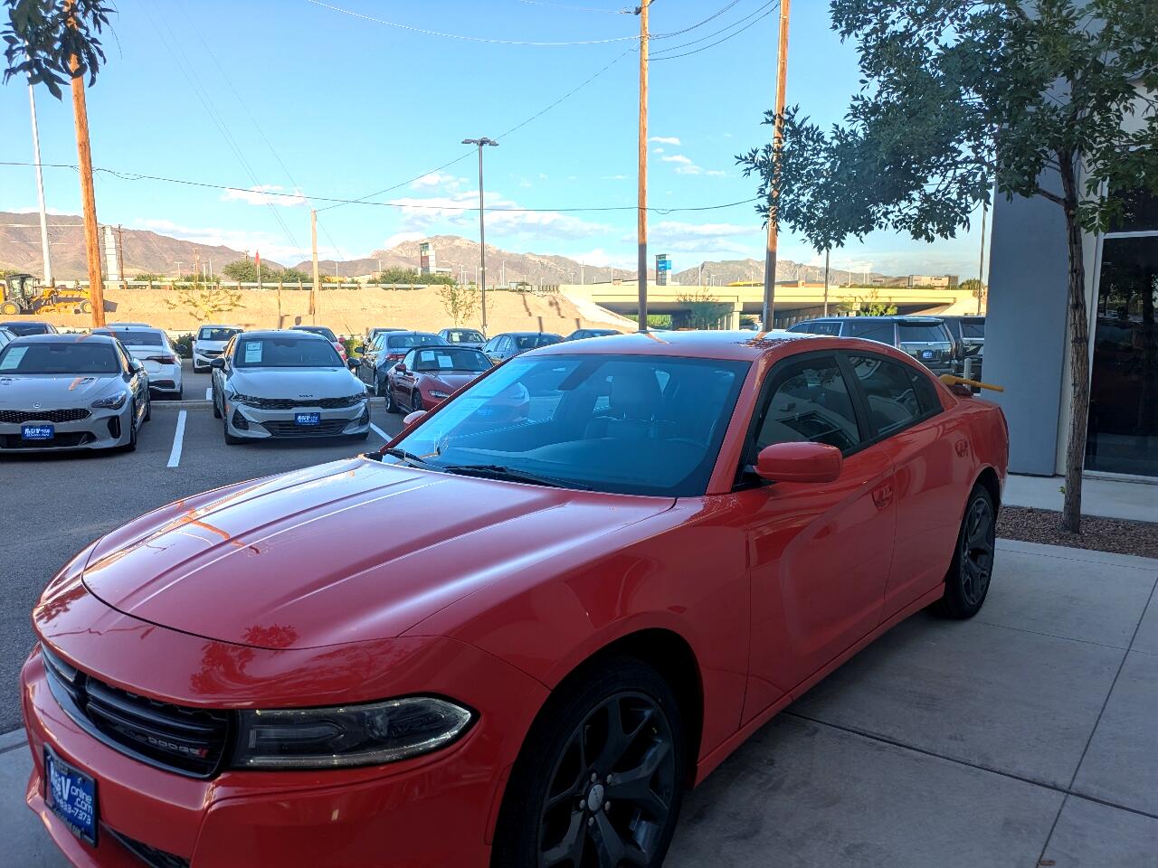 2021 Dodge Charger SXT photo 2