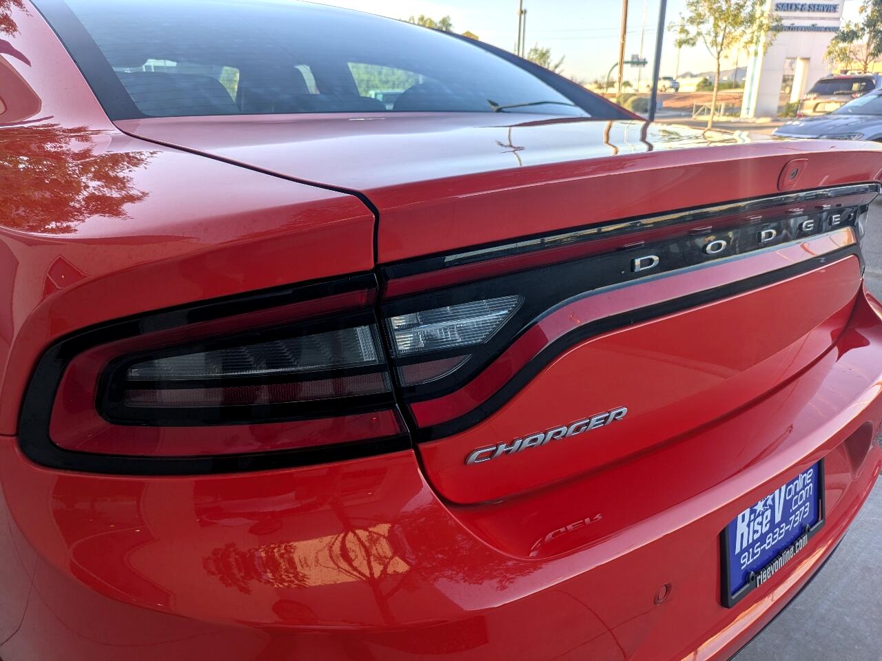 2021 Dodge Charger SXT photo 5