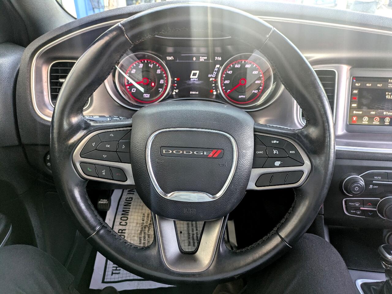 2021 Dodge Charger SXT photo 6