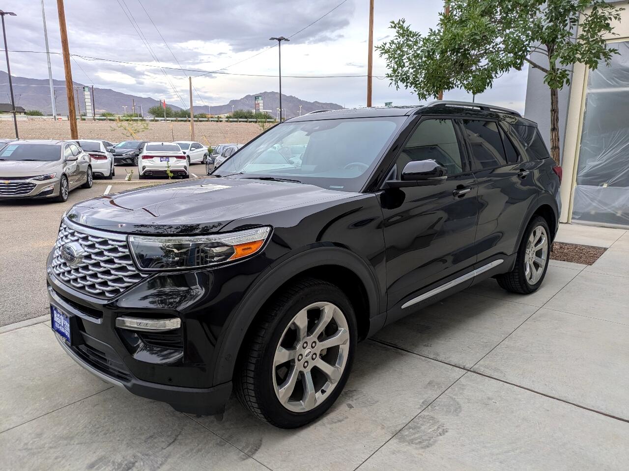 2020 Ford Explorer Platinum photo 2