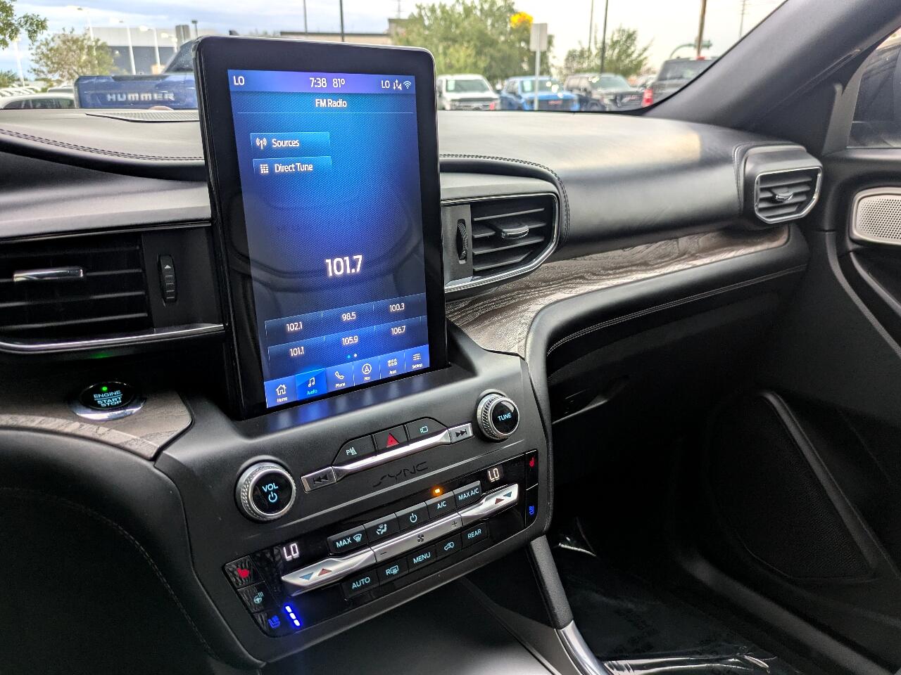 2020 Ford Explorer Platinum photo 7