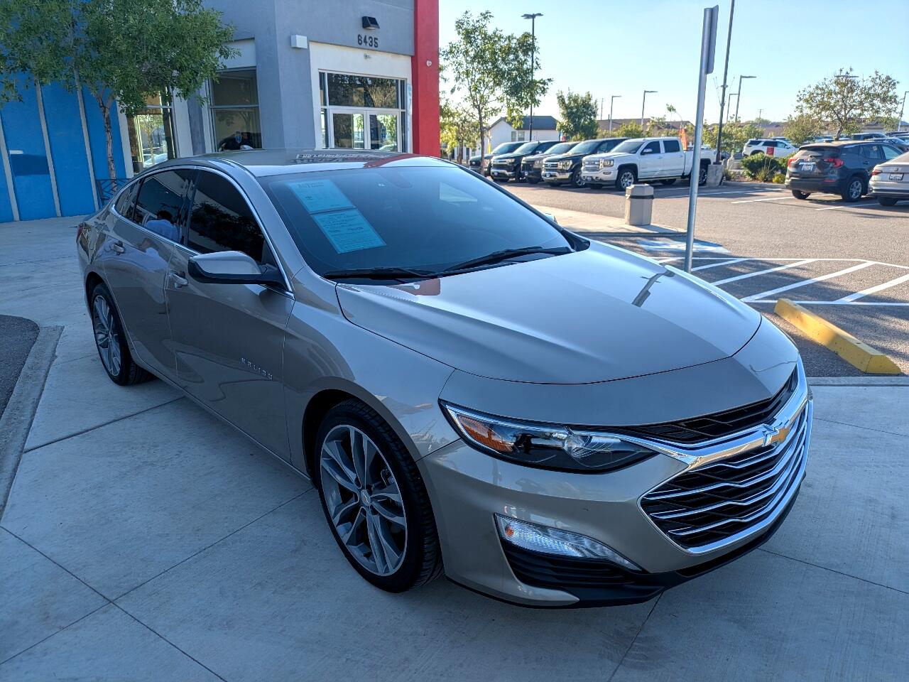 2022 Chevrolet Malibu 1LT photo 3