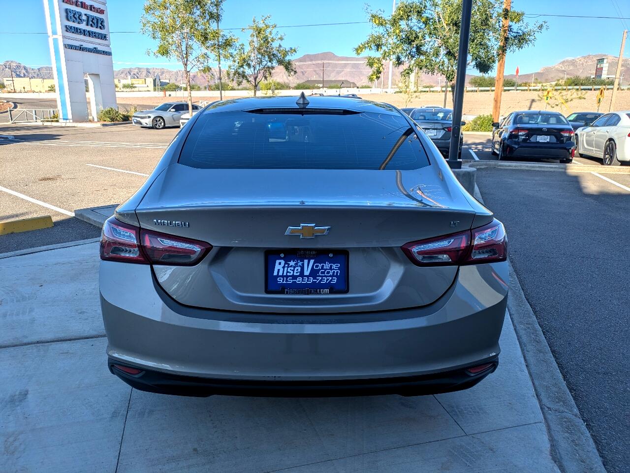 2022 Chevrolet Malibu 1LT photo 4