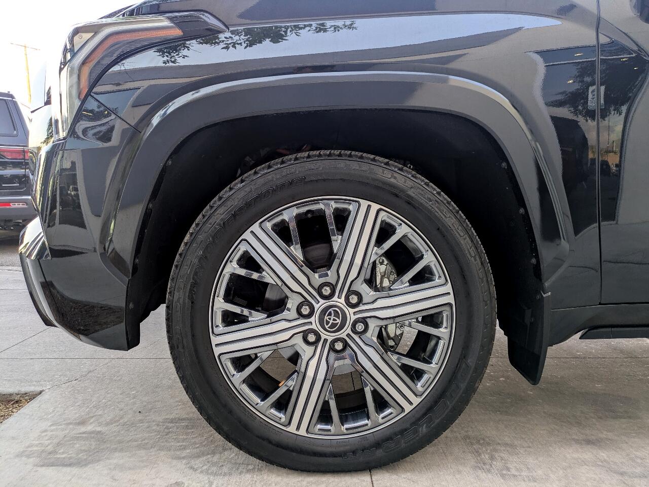 Toyota Sequoia Capstone 4D SUV 4WD 2023 Toyota Sequoia Capstone 4D SUV 4WD 2023