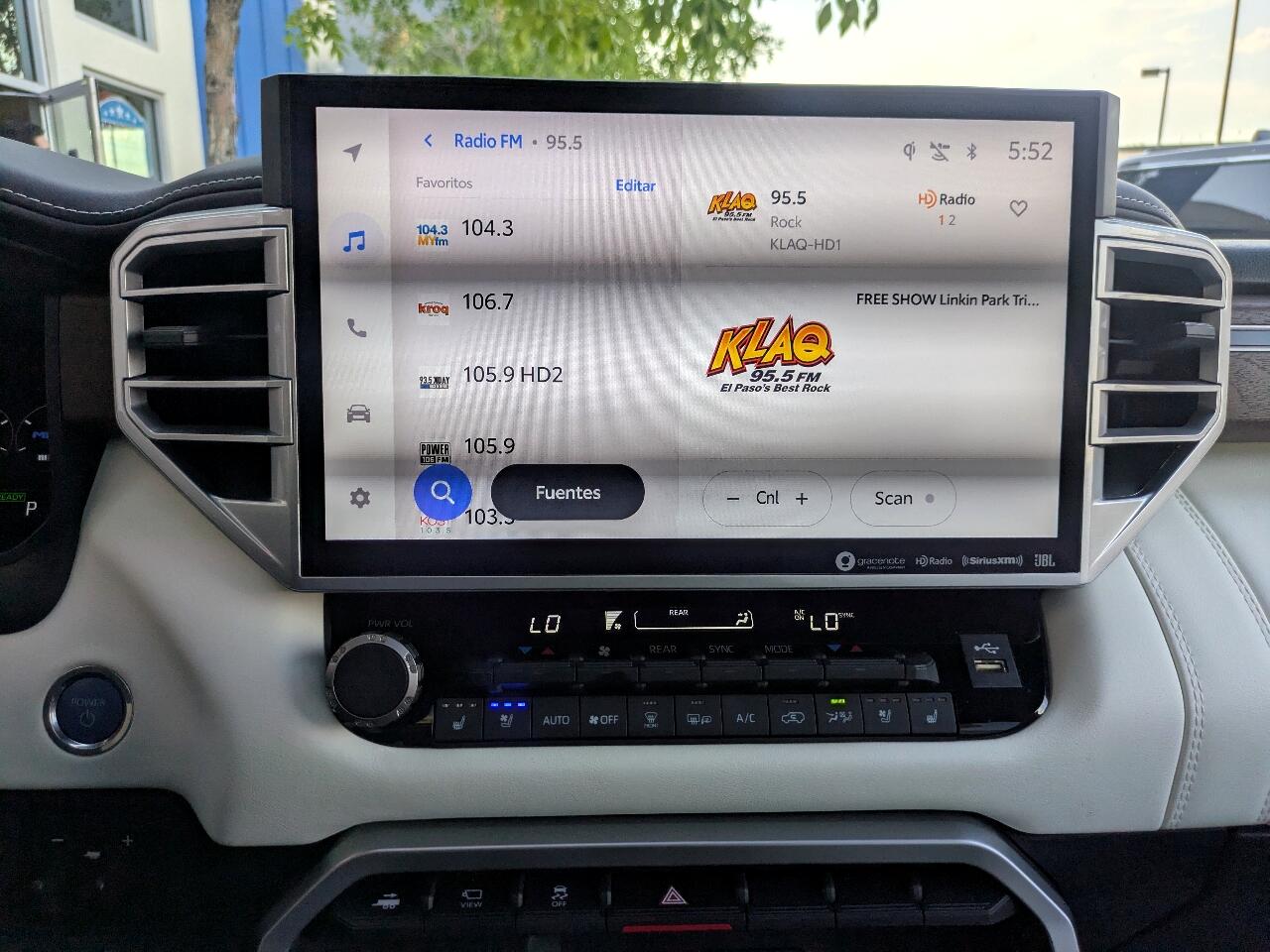 Toyota Sequoia Capstone 4D SUV 4WD 2023 Toyota Sequoia Capstone 4D SUV 4WD 2023