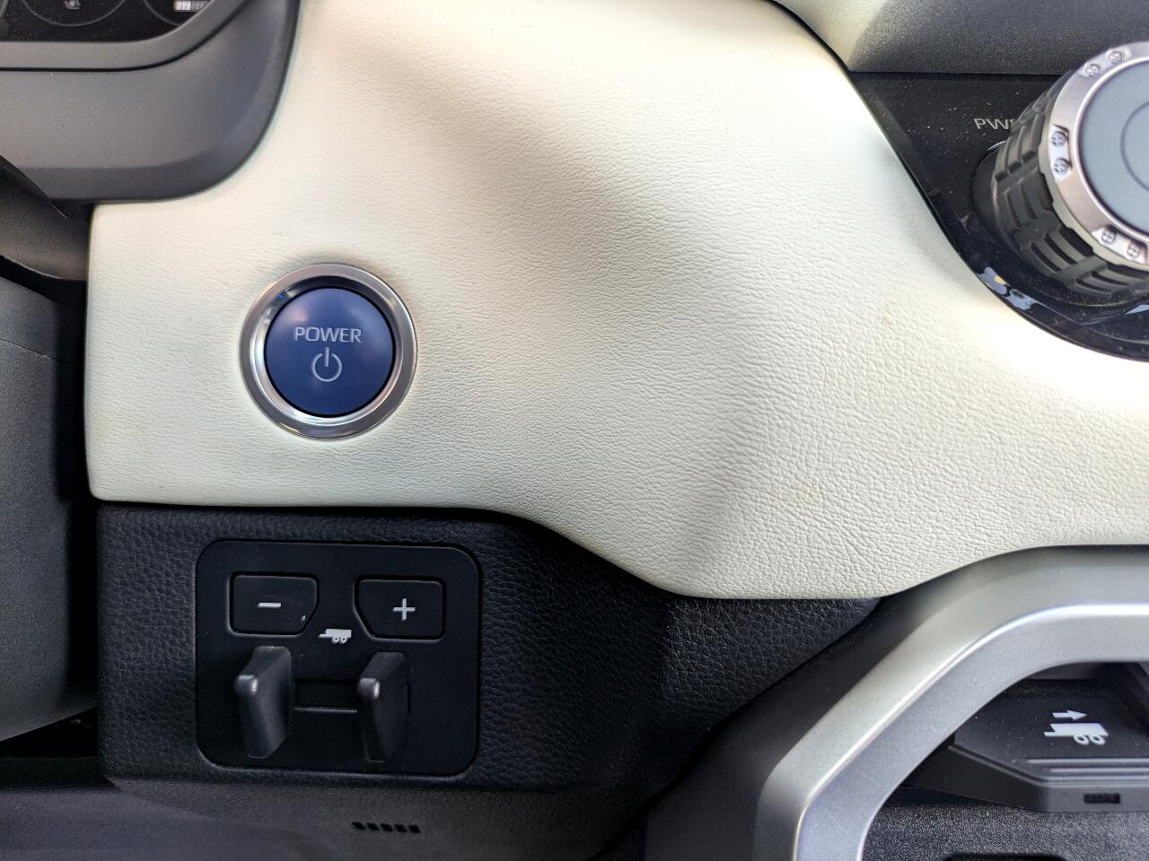 Toyota Sequoia Capstone 4D SUV 4WD 2023 Toyota Sequoia Capstone 4D SUV 4WD 2023