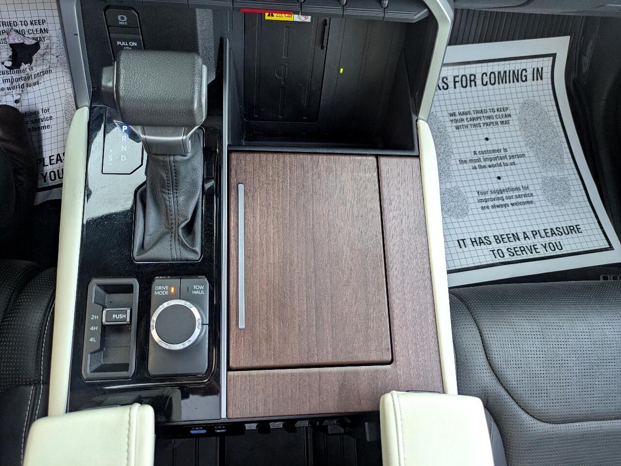 Toyota Sequoia Capstone 4D SUV 4WD 2023 Toyota Sequoia Capstone 4D SUV 4WD 2023