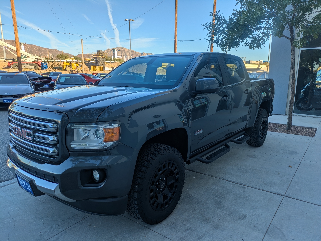 GMC Canyon SLE Crew Cab 2WD Long Box 2016 GMC Canyon SLE Crew Cab 2WD Long Box 2016
